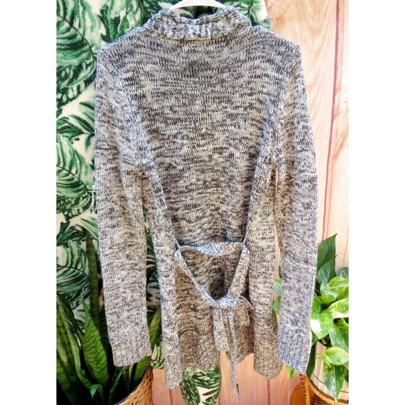 Cozy Marled gray slouchy chunky knit cardigan 🍂 - Picture 5 of 7